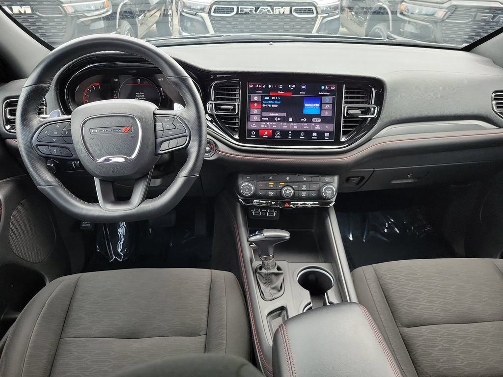 Used 2025 Dodge Durango GT RWD image 12