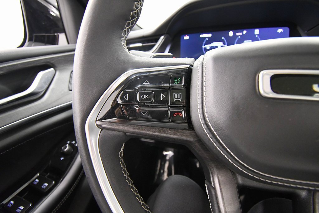 Used 2023 Jeep Grand Cherokee L Overland image 21