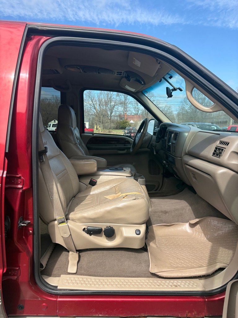 Used 2001 Ford Excursion Limited image 11