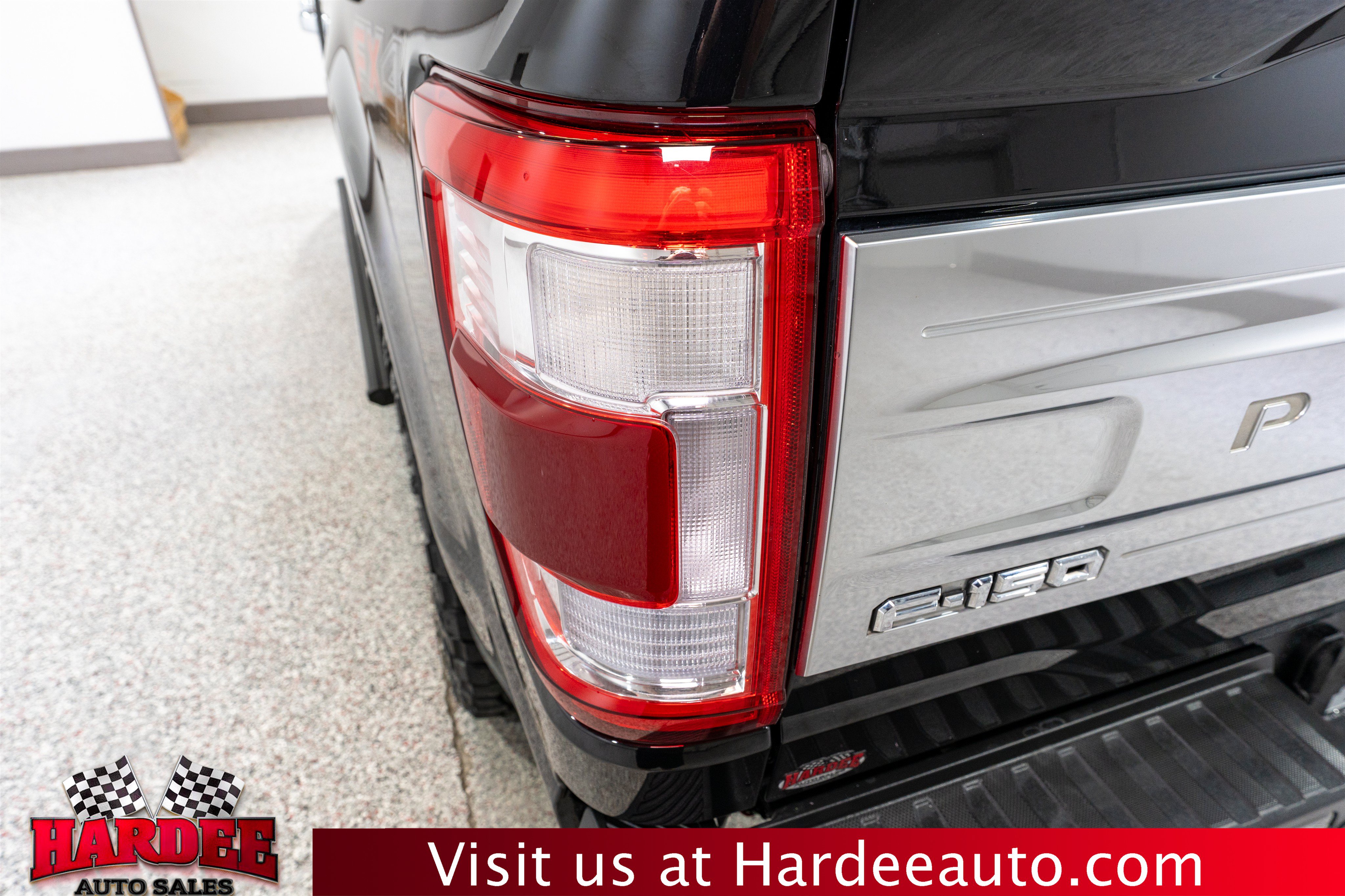 Used 2022 Ford F150 Platinum w/ Equipment Group 701A High AWD/4WD image 9