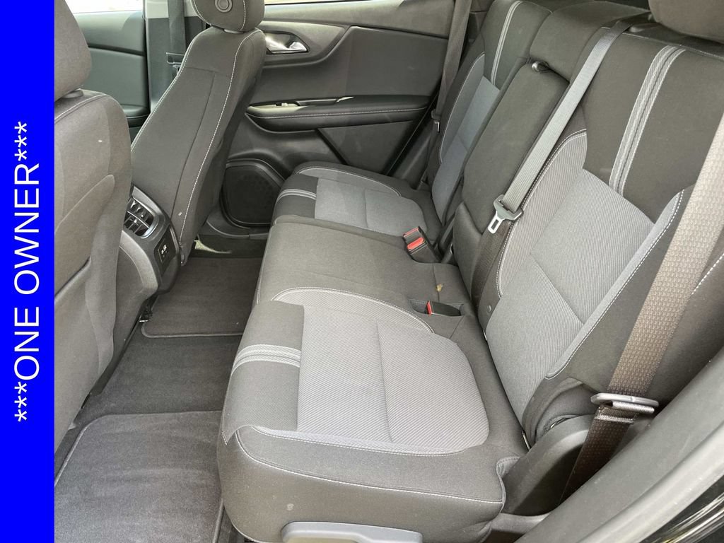 Used 2025 Chevrolet Blazer LT FWD image 12