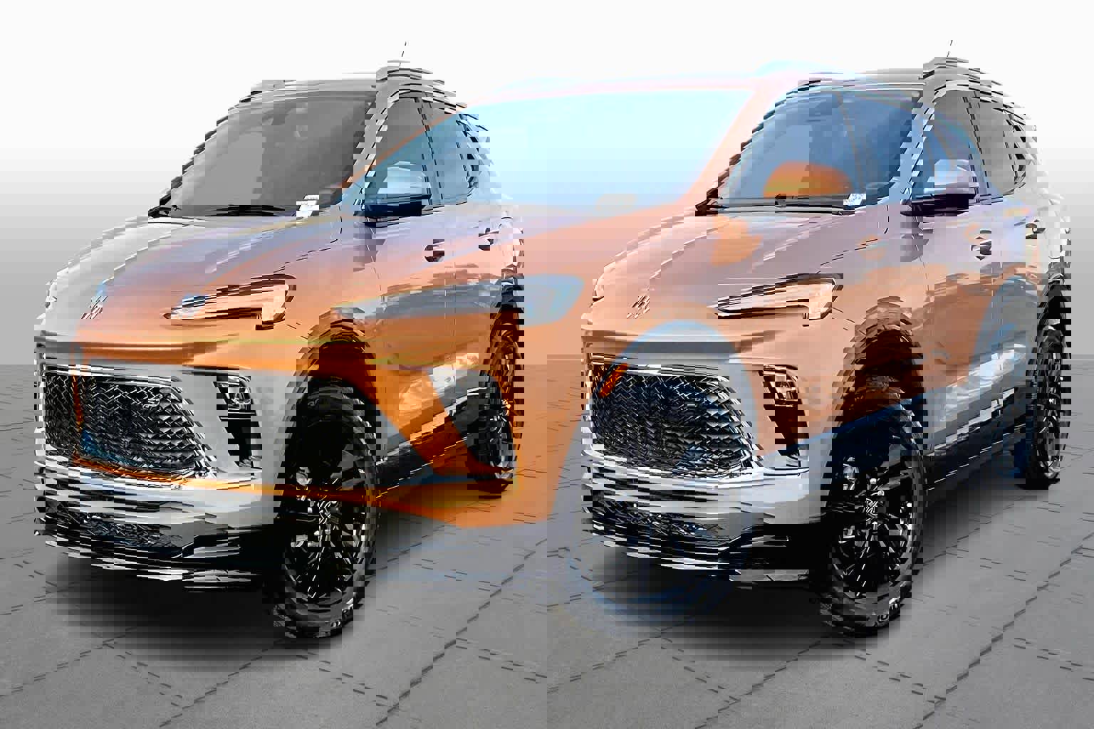 Used 2024 Buick Encore GX Sport Touring w/ Comfort Package image 2