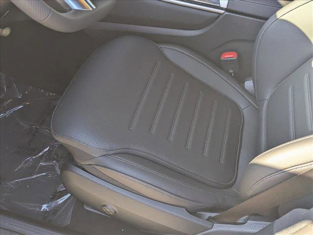 New 2026 Mercedes-Benz GLC 300 image 4