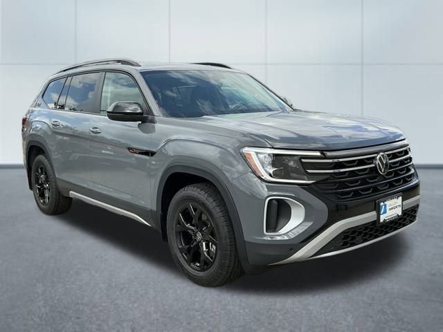 New 2025 Volkswagen Atlas Peak Edition SE