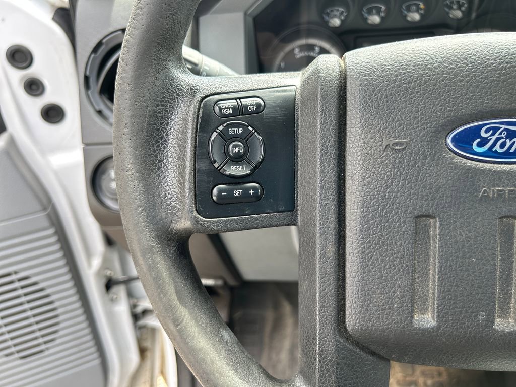 Used 2015 Ford F250 XL w/ Power Equipment Group AWD/4WD image 18