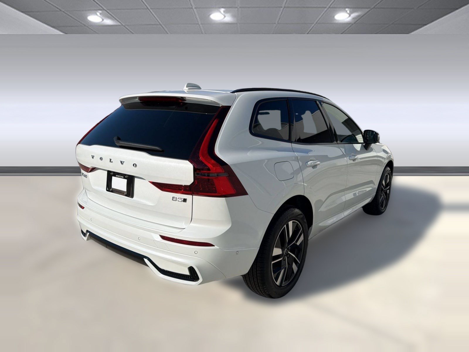 New 2026 Volvo XC60 B5 Plus w/ Climate Package AWD/4WD image 9