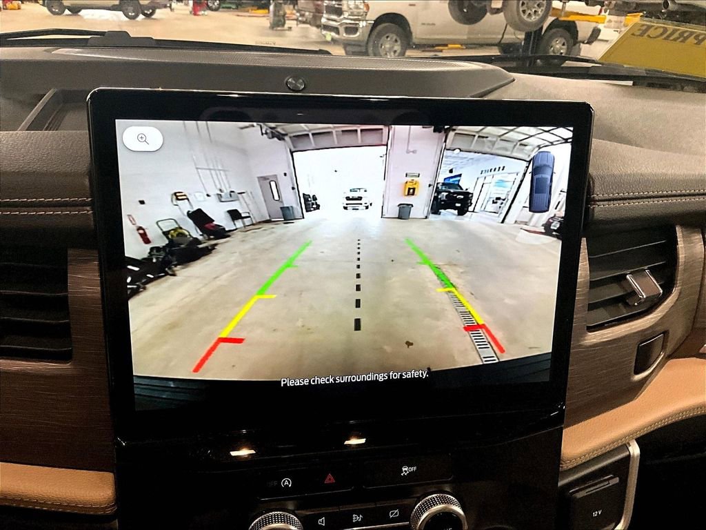 Used 2024 Ford Expedition Max Limited image 20