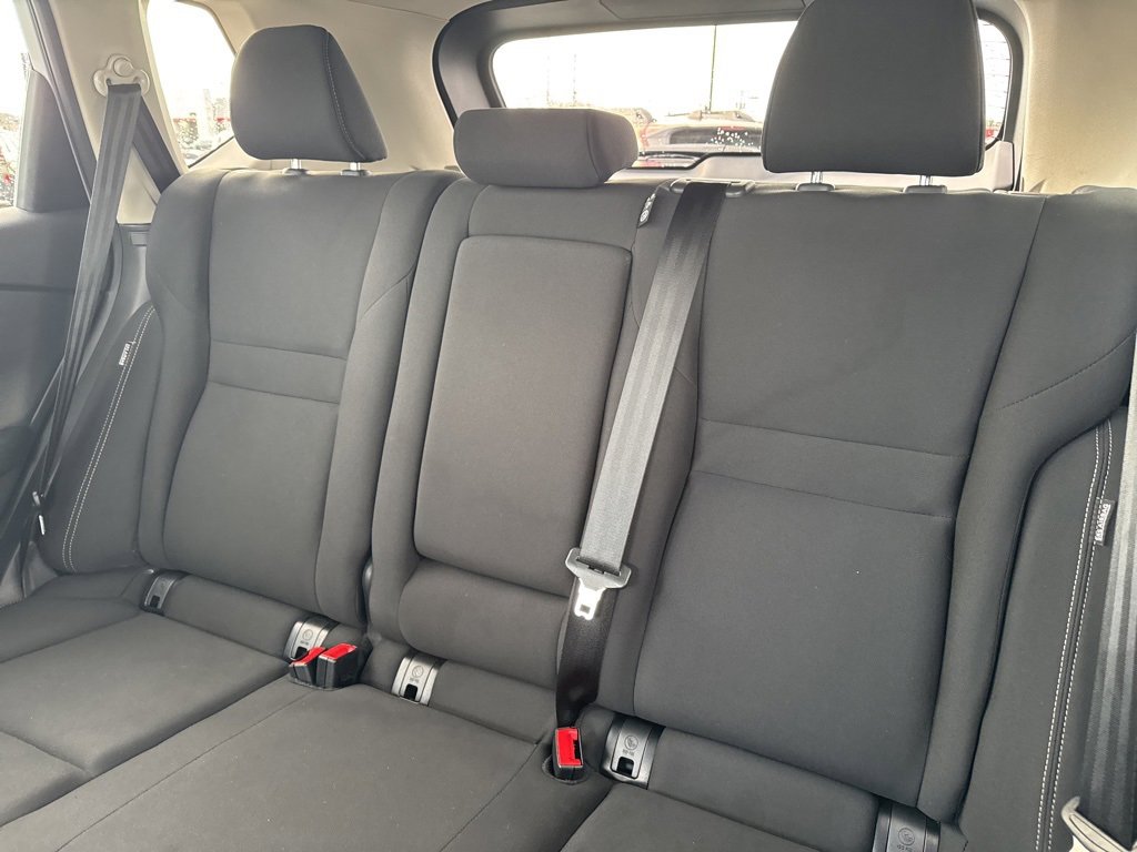 Used 2024 Nissan Rogue S image 21