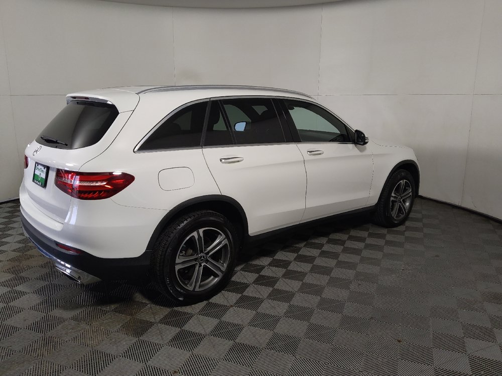 Used 2018 Mercedes-Benz GLC 300 w/ Premium Package image 10