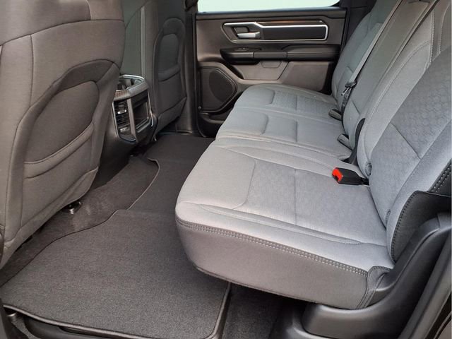 New 2026 RAM 1500 4x4 Crew Cab image 10