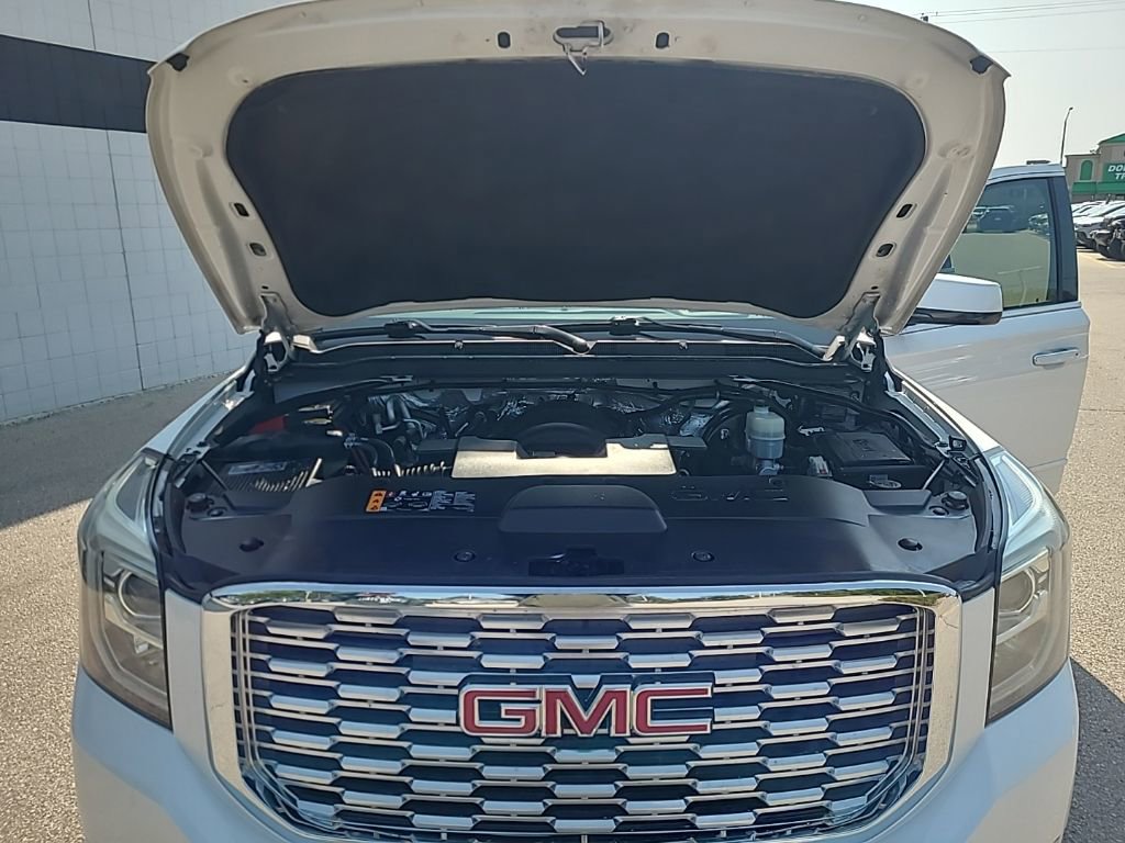 Used 2018 GMC Yukon XL Denali w/ Open Road Package image 23