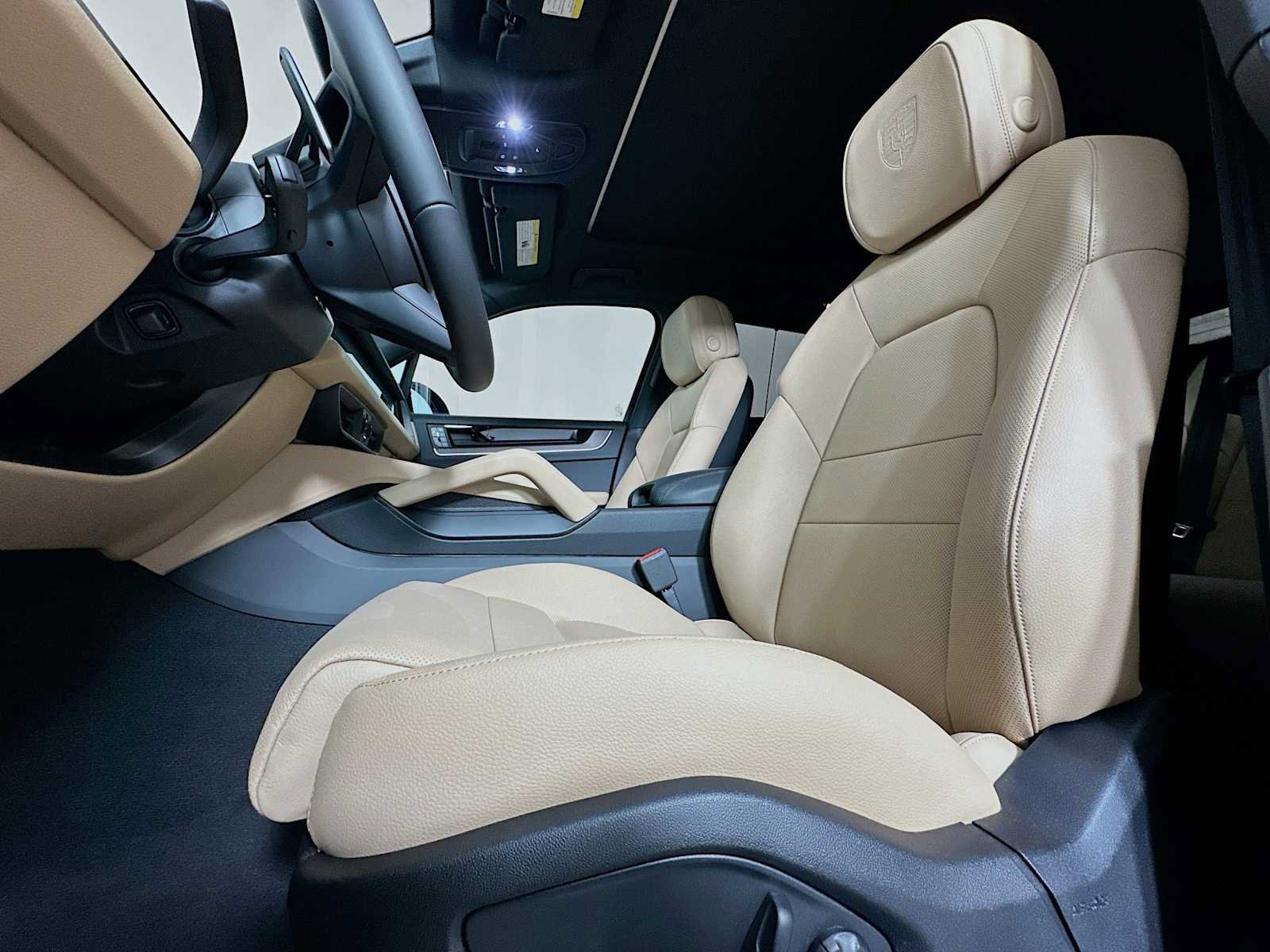 New 2026 Porsche Cayenne image 5