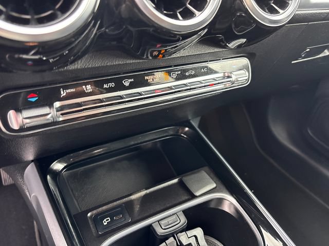 Used 2023 Mercedes-Benz GLB 250 4MATIC image 23