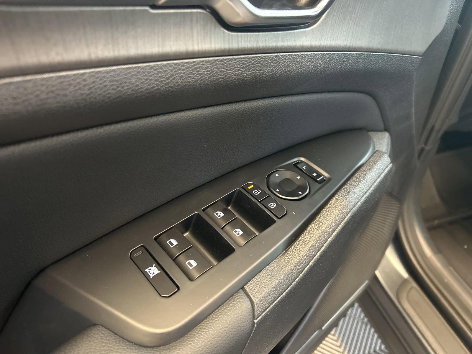 New 2026 Kia Sportage AWD Hybrid image 15