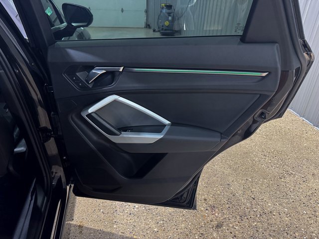 Used 2021 Audi Q3 2.0T Premium Plus w/ Premium Plus Package image 26