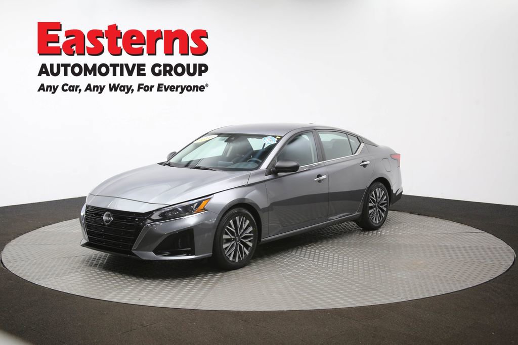 Used 2024 Nissan Altima 2.5 SV image 55