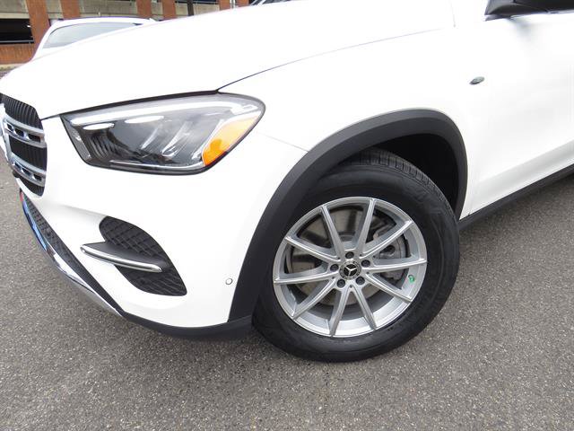 Used 2025 Mercedes-Benz GLE 450e 4MATIC w/ Winter Package image 24