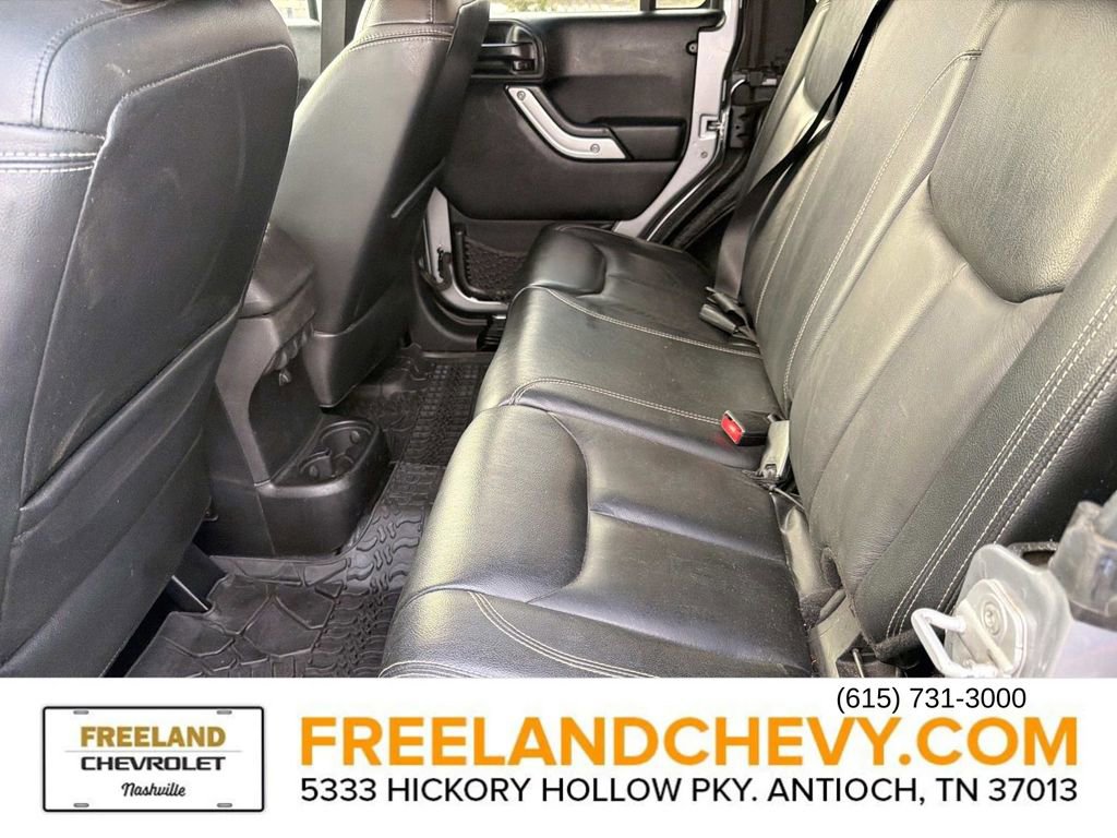 Used 2013 Jeep Wrangler Unlimited Rubicon w/ Connectivity Group image 15