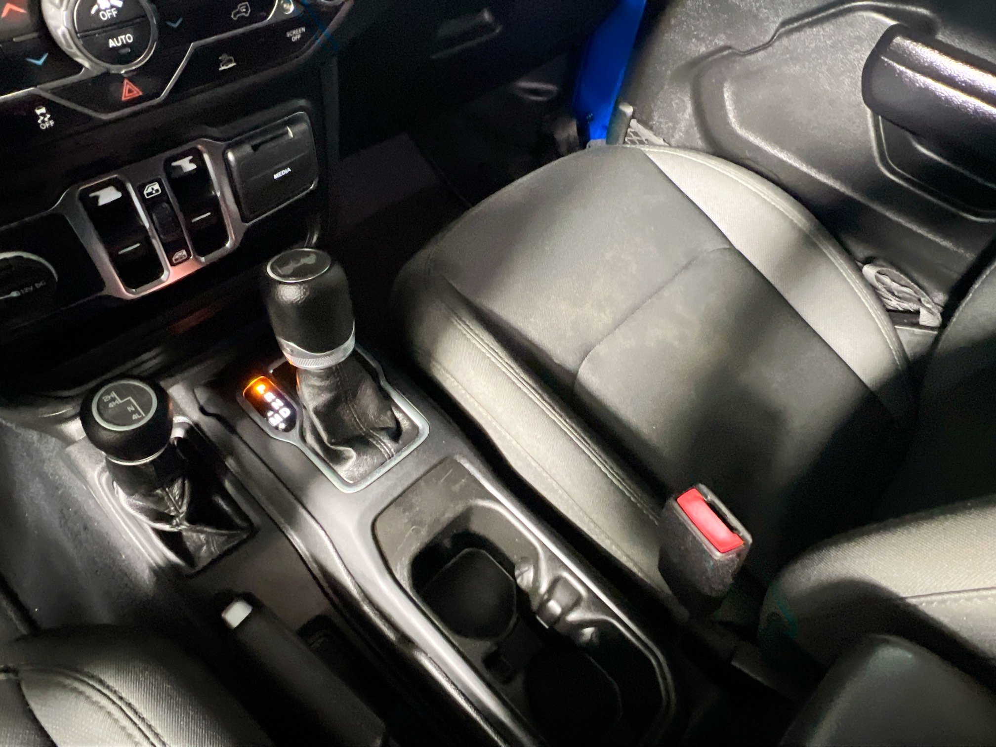 Used 2021 Jeep Wrangler Unlimited Sport image 26