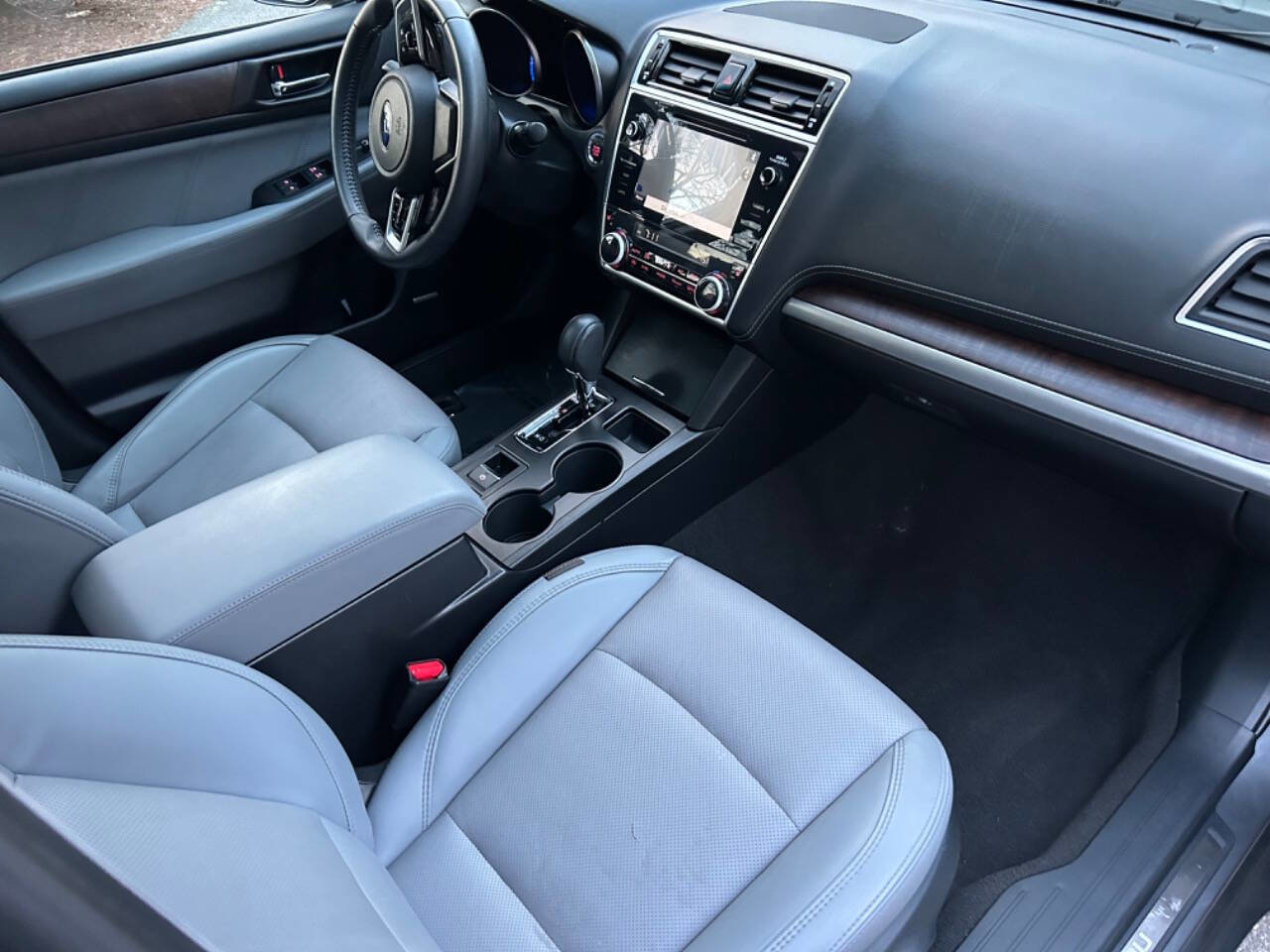 Used 2018 Subaru Outback 3.6R Limited image 27