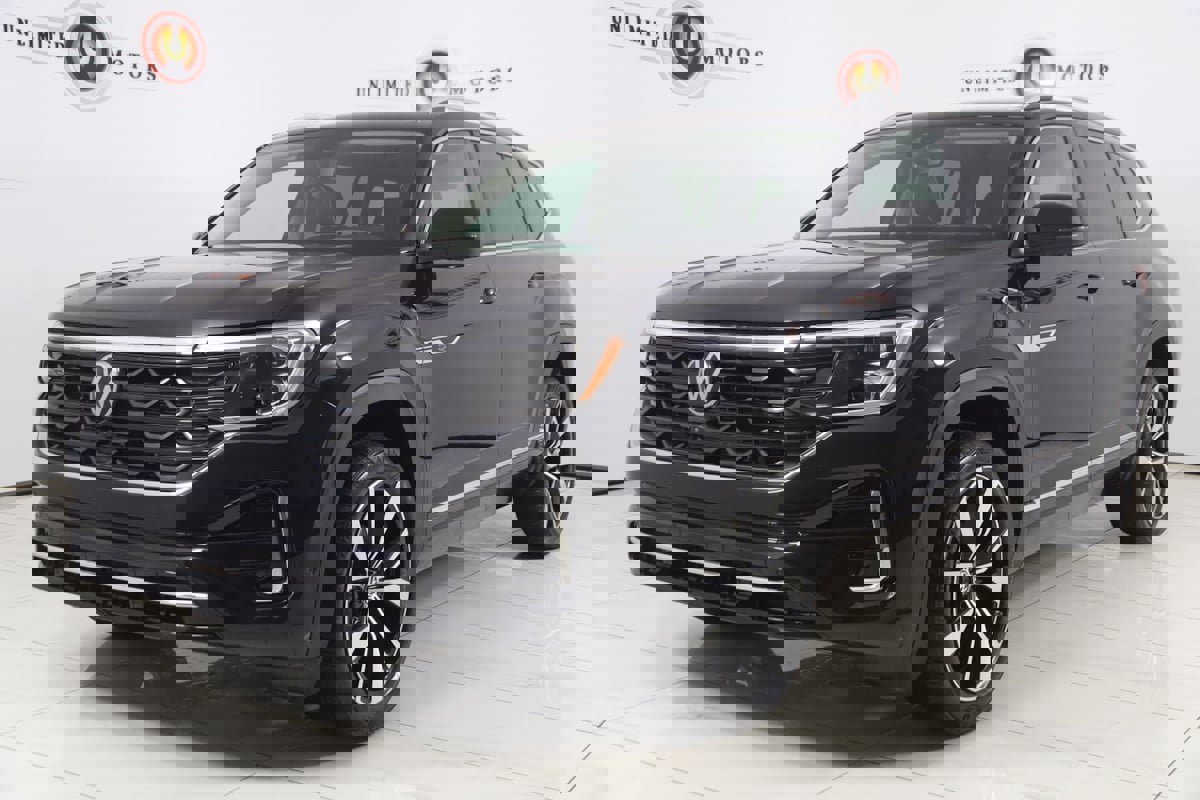 Used 2024 Volkswagen Atlas SEL Premium R-Line image 5