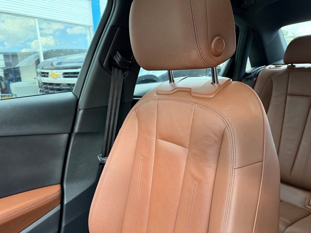 Used 2022 Audi A4 2.0T Premium Plus w/ Premium Plus Package AWD/4WD image 21