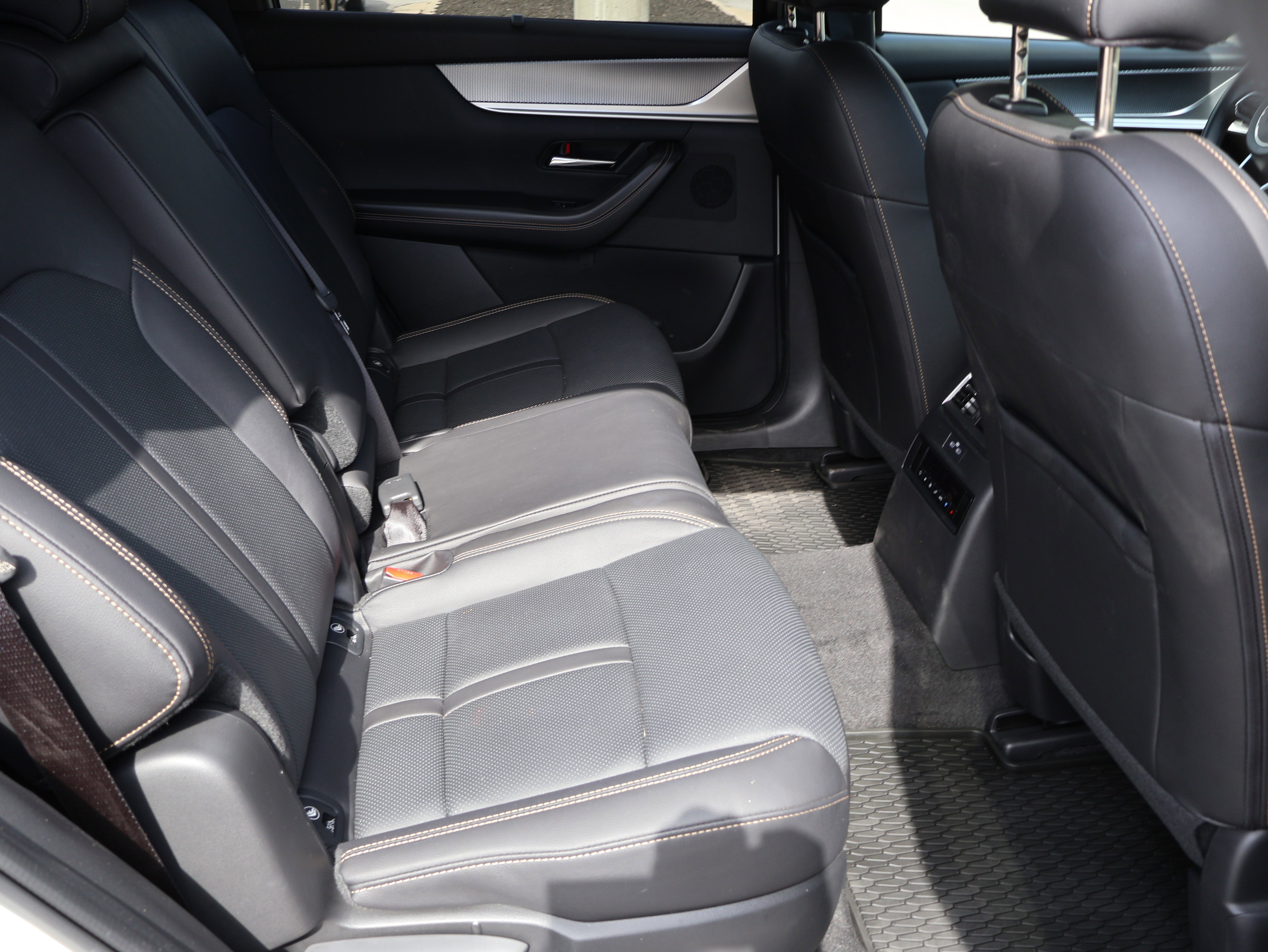 Used 2025 MAZDA CX-70 3.3 Turbo w/ Premium Package image 15