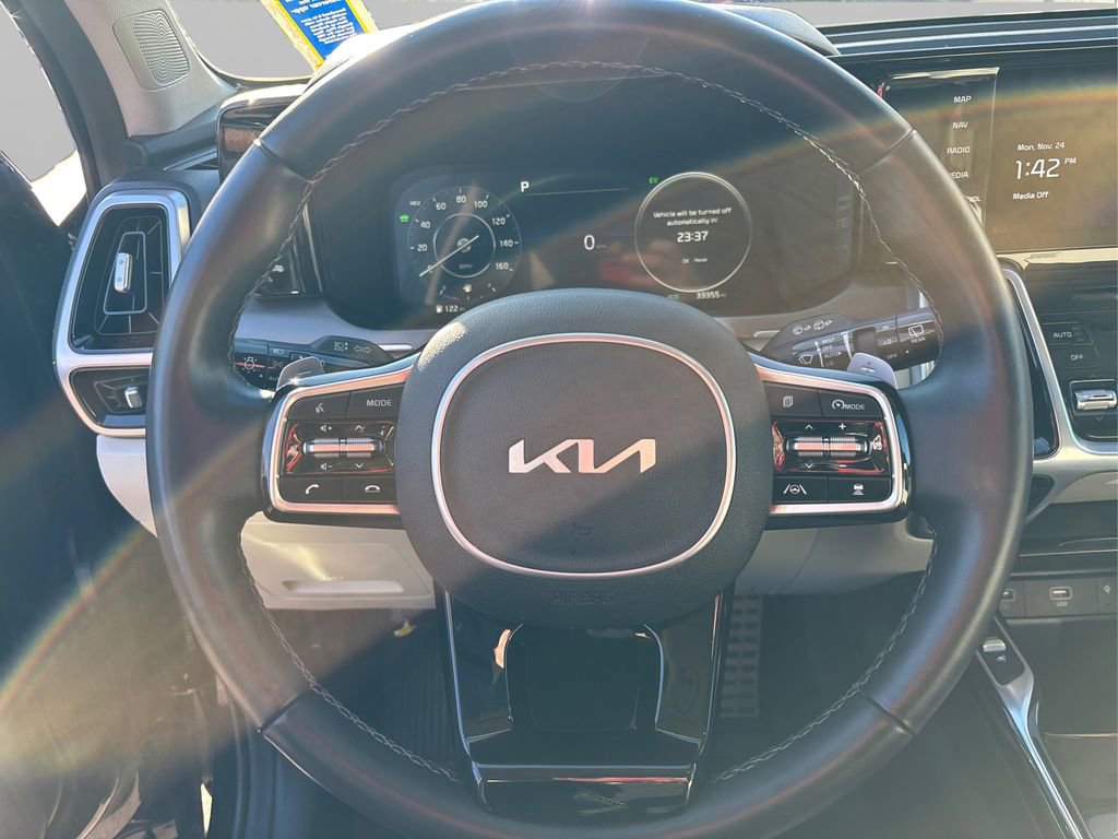 Certified 2023 Kia Sorento SX Prestige image 26