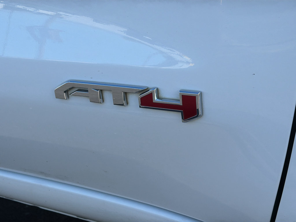 Used 2025 GMC Sierra 1500 AT4 AWD/4WD image 10
