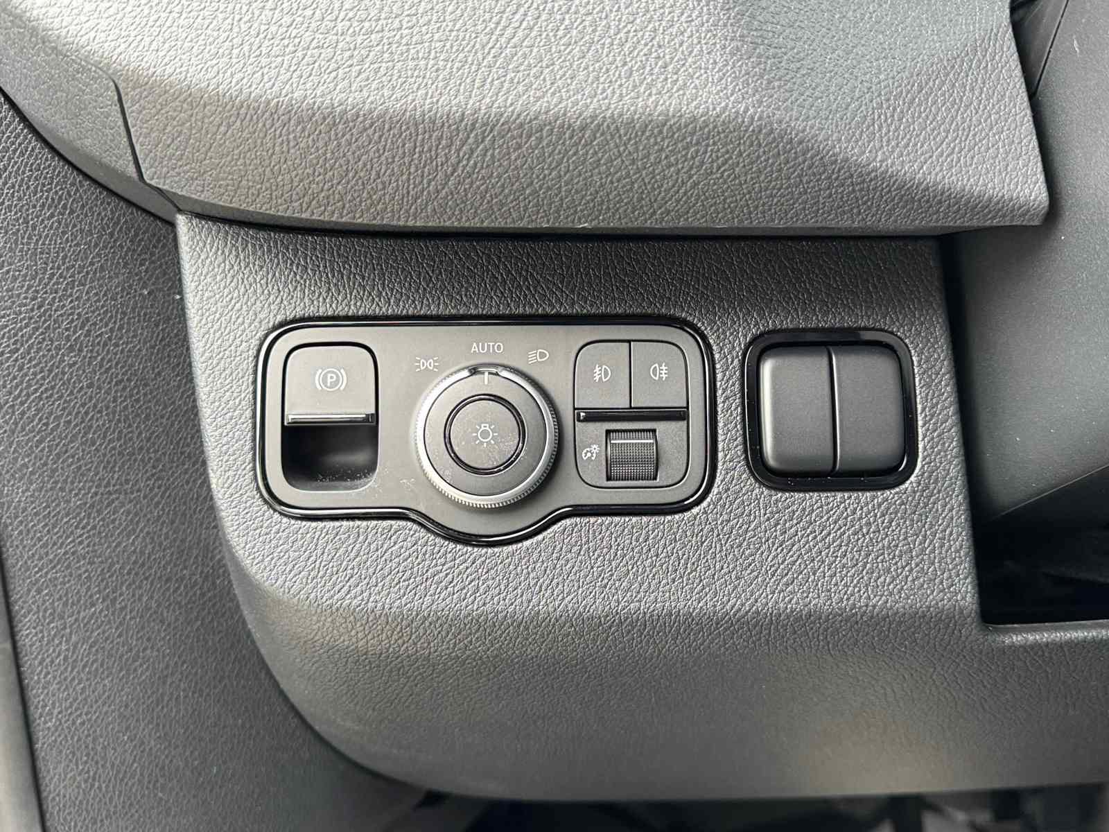 New 2025 Mercedes-Benz Sprinter 2500 image 24