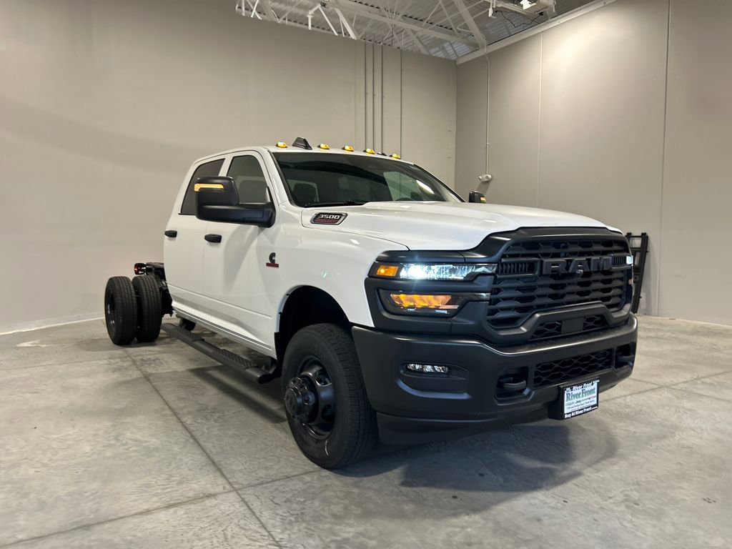 New 2026 RAM 3500 Tradesman image 4
