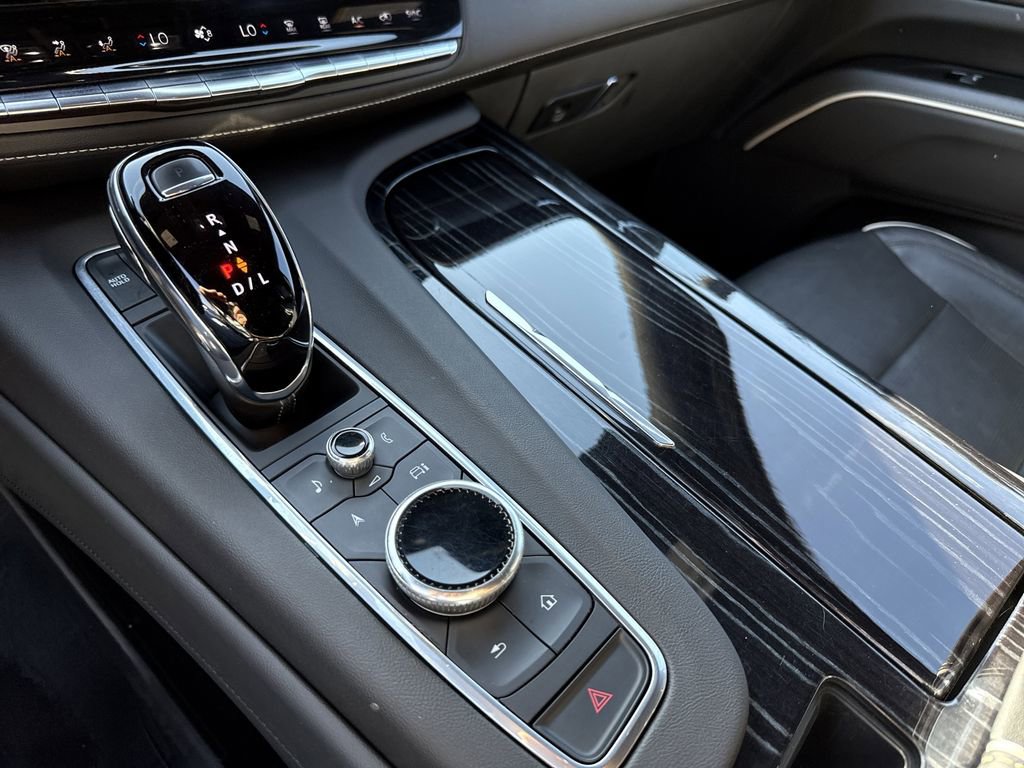 Used 2022 Cadillac Escalade ESV Sport w/ Touring Package image 30