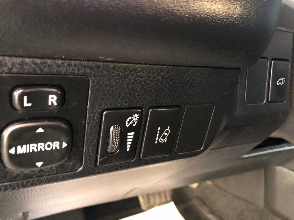 Used 2017 Toyota RAV4 Limited w/ All Weather Liner Package image 16