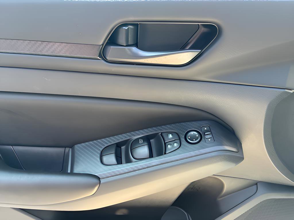 Used 2025 Nissan Altima 2.5 S image 20