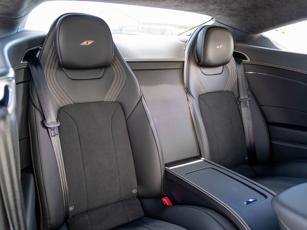 Used 2023 Bentley Continental GT V8 image 25