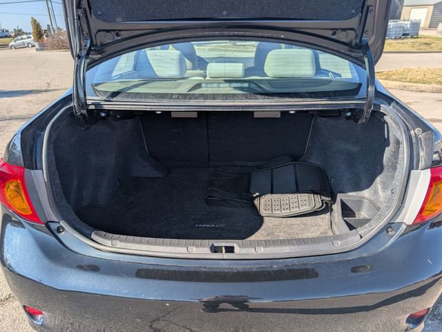 Used 2010 Toyota Corolla image 18