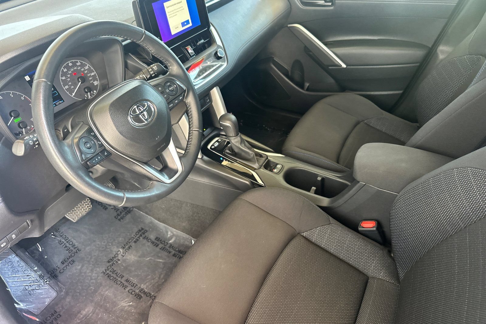 Used 2025 Toyota Corolla Cross AWD Hybrid image 11