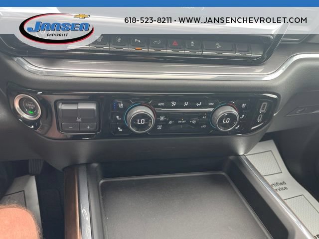 Used 2024 Chevrolet Silverado 2500 High Country w/ High Country Premium Package AWD/4WD image 31