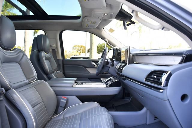 Used 2018 Lincoln Navigator L Black Label image 33