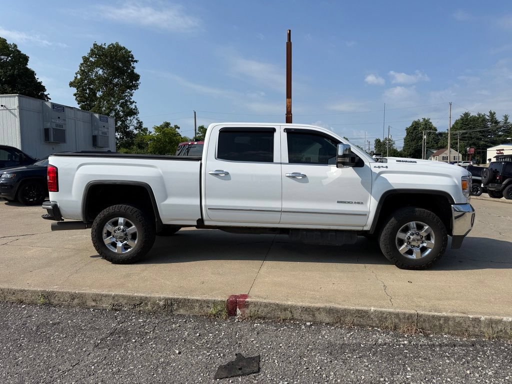 Used 2019 GMC Sierra 2500 SLT w/ Duramax Plus Package AWD/4WD image 5