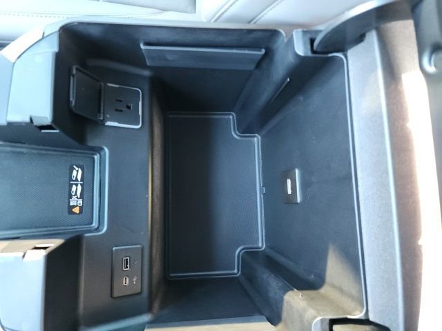 Used 2024 Chevrolet Silverado 1500 LTZ image 34