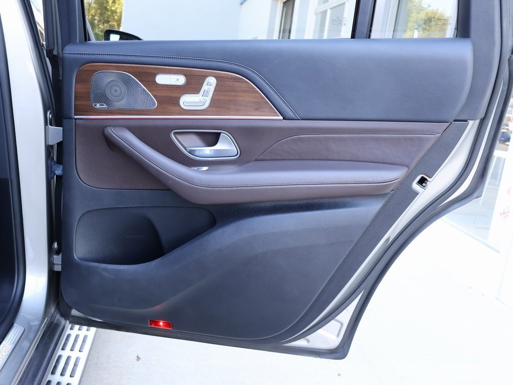 Used 2022 Mercedes-Benz GLS 450 4MATIC image 38