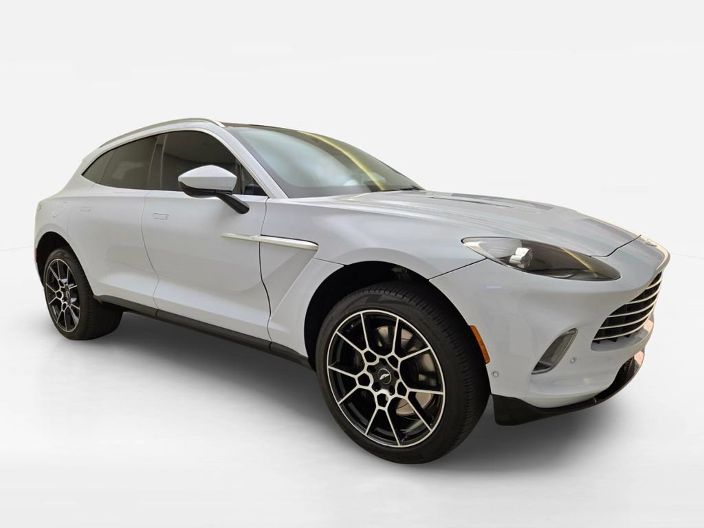 Used 2022 Aston Martin DBX AWD/4WD image 3