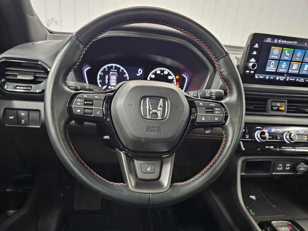 Certified 2023 Honda Pilot TrailSport image 15