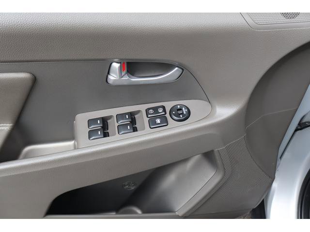 Used 2011 Kia Sportage LX w/ Convenience Pkg image 13