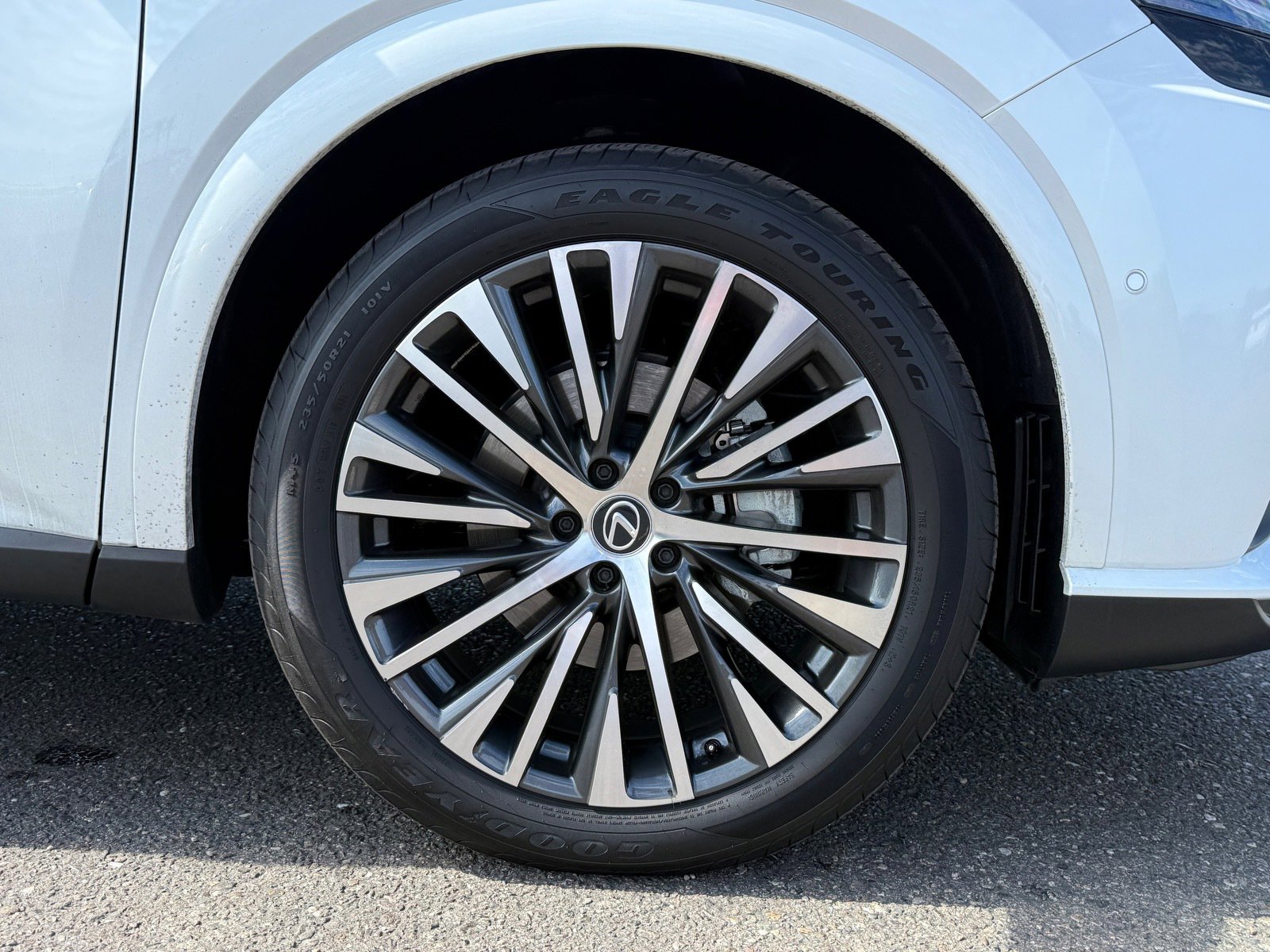 Used 2024 Lexus RX 350 FWD image 9