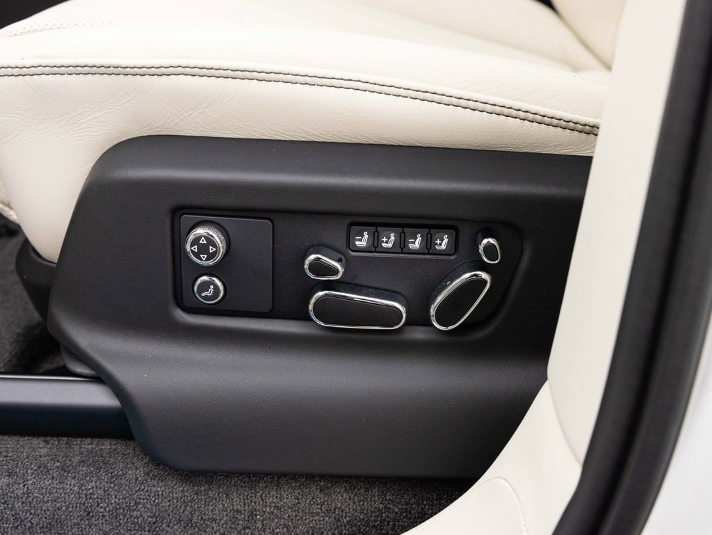 New 2026 Bentley Bentayga Speed AWD/4WD image 36