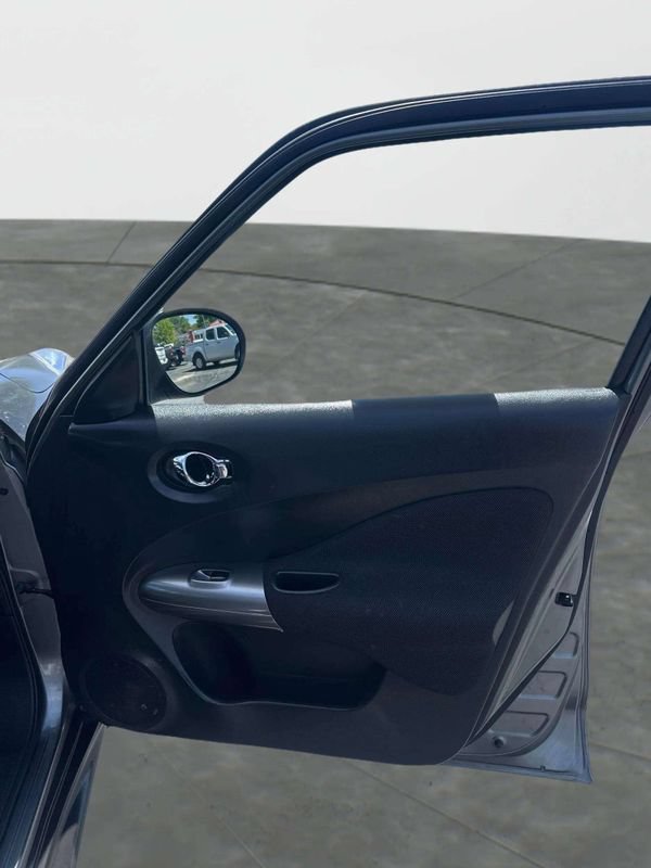 Used 2013 Nissan Juke S AWD/4WD image 8