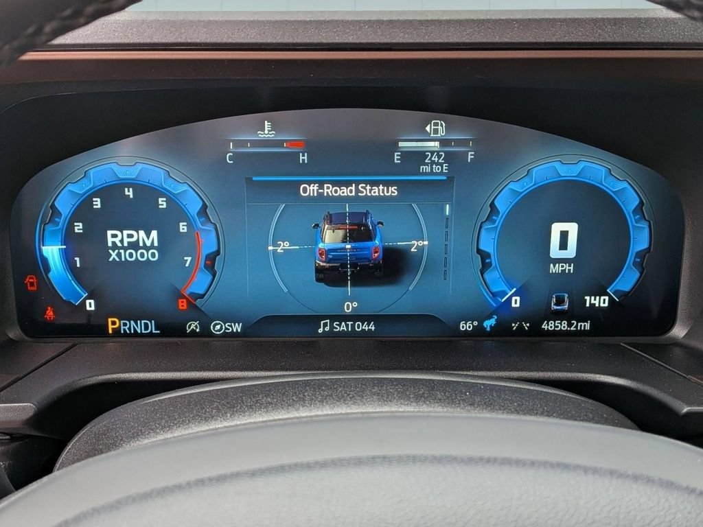 Used 2025 Ford Bronco Sport Outer Banks AWD/4WD image 17