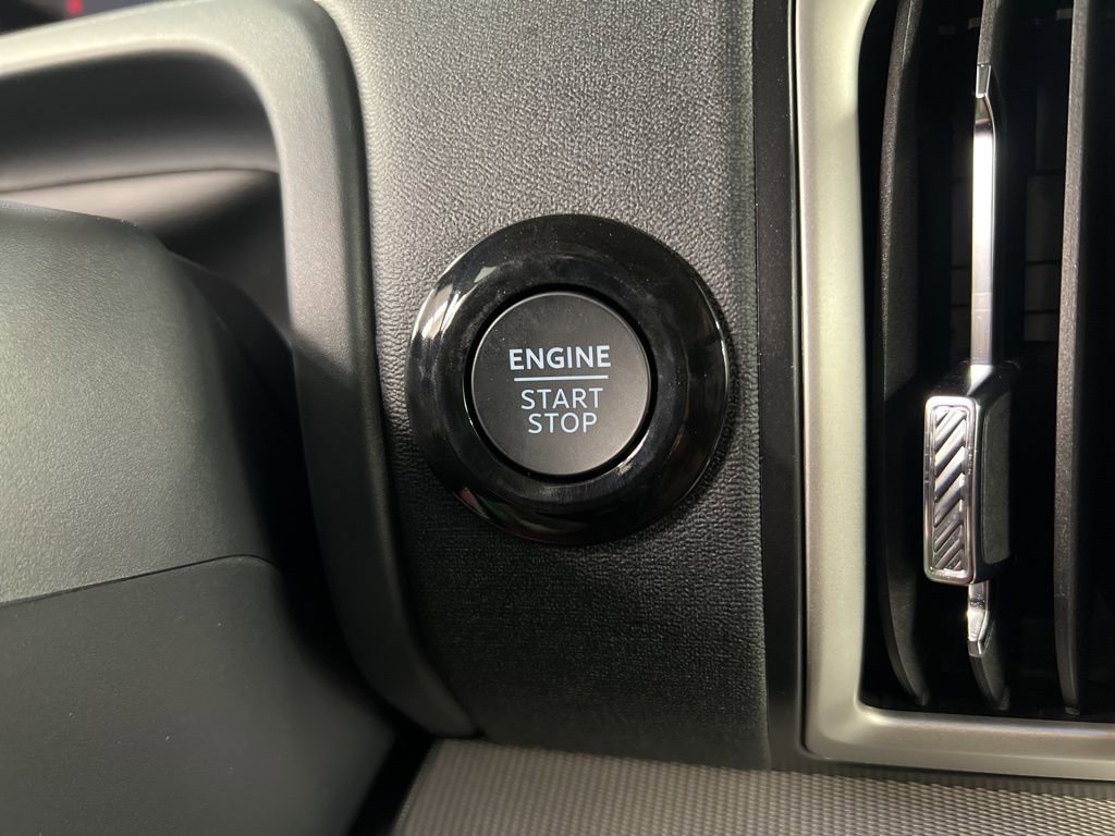 New 2026 Ford Expedition Active image 18